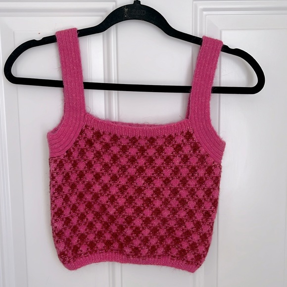 Zara Tops - Zara knit cropped top
